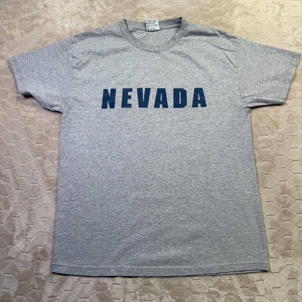 VTG Nevada UNR‎ Wolfpack Essential T-Shirt Sz Lg Worn Faded Look y2k